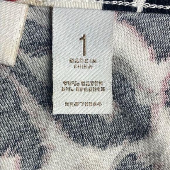 Chico’s Sequin Animal Print Hi/low Tank Size Small - Picture 7 of 8